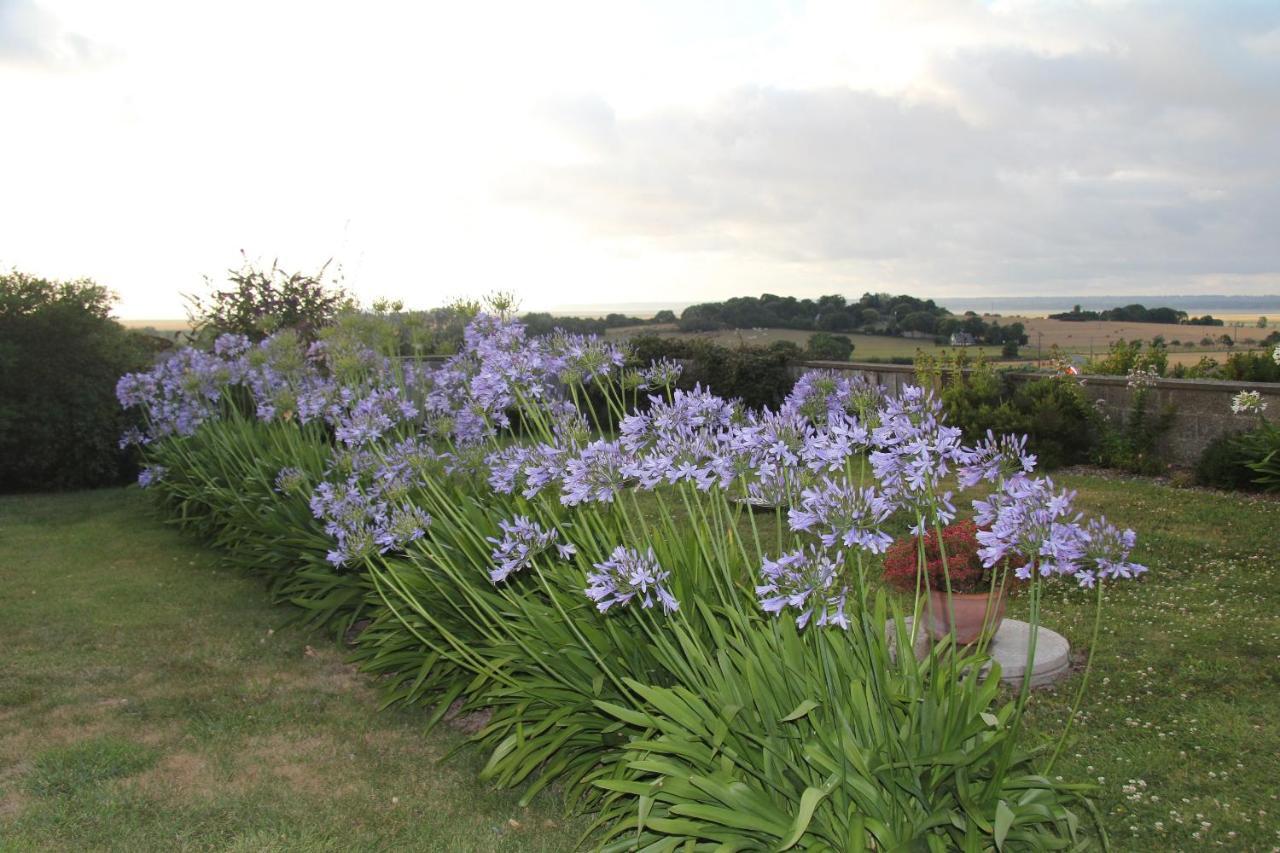 Bed and Breakfast Les Agapanthes Huisnes-sur-Mer Exteriér fotografie